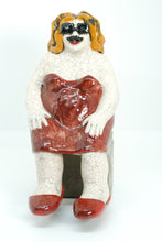Carregar imagem no visualizador da galeria, Matrafona, boneco em cerâmica
